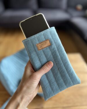 Etui na telefon z lnu - niebieskie