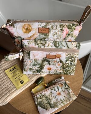 Komplet 3 kosmetyczek – praktyczny prezent dla Babci