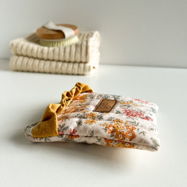 Kosmetyczka mini floral z falbanką